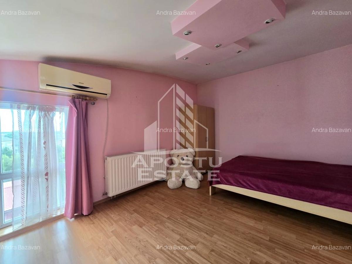 Apartament cu 4 camere si 2 bai,  an 2009,  zona Lipovei - 15