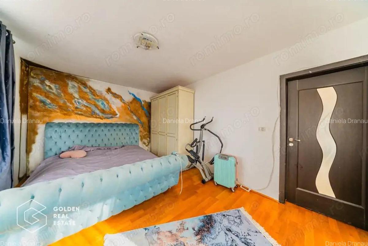 Casa spatioasa cu piscina si teren generos in Bujac - 10