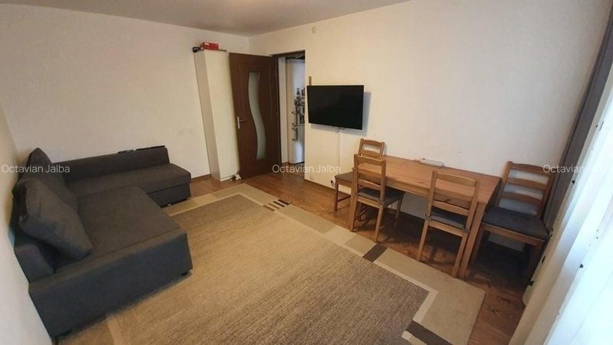 Apartament de 2 camere, 45 mp, decomandat, metrou, zona 1 Decembrie 1918 - 1
