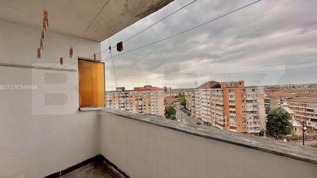 Apartament cu 3 camere, 68 mp, cu dubla orientare, mobilat, boxa, zona Nufarul - 7