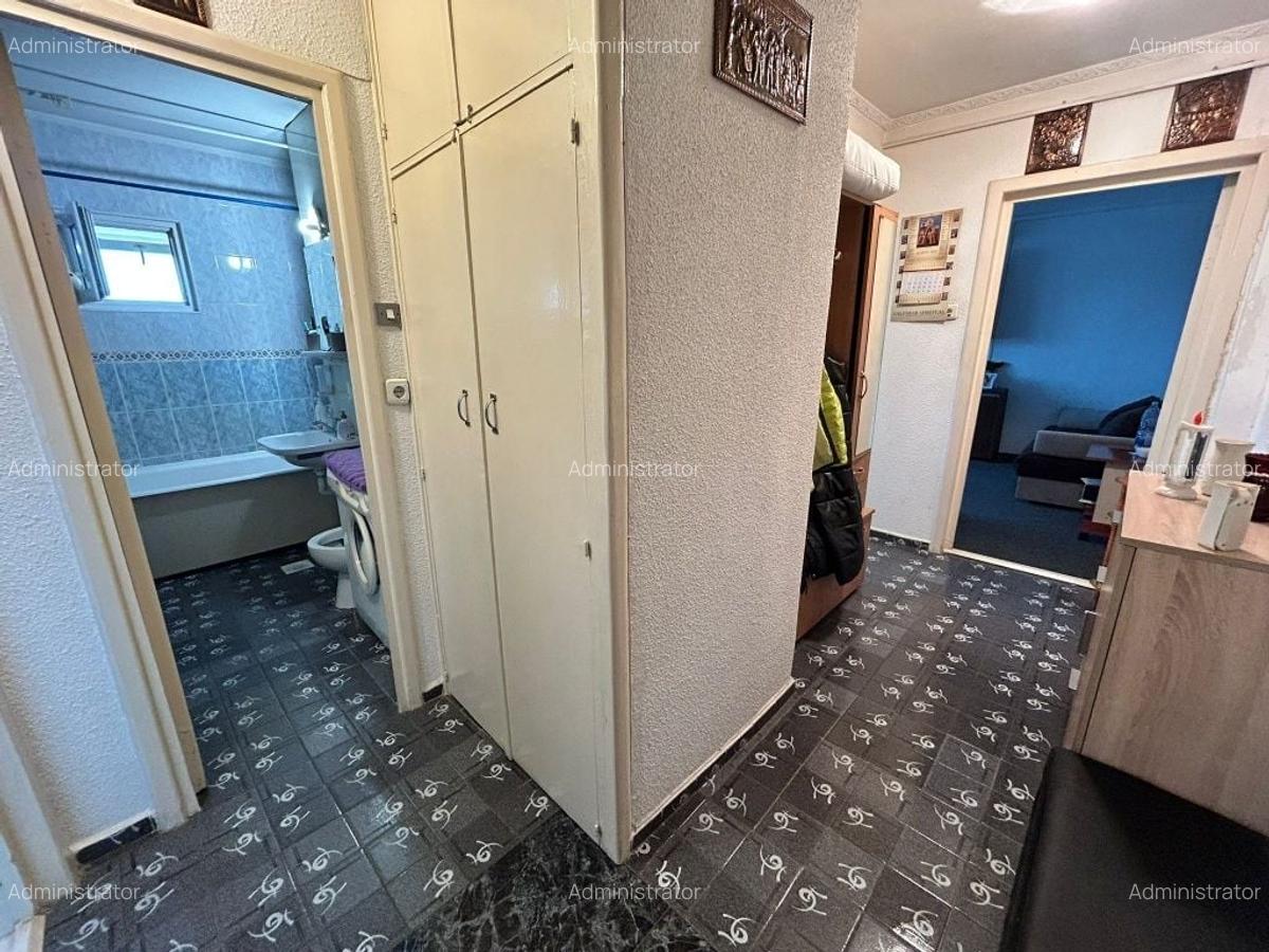Apartamemt 2 camere zona Faget,decomandat,85000 Euro - 5