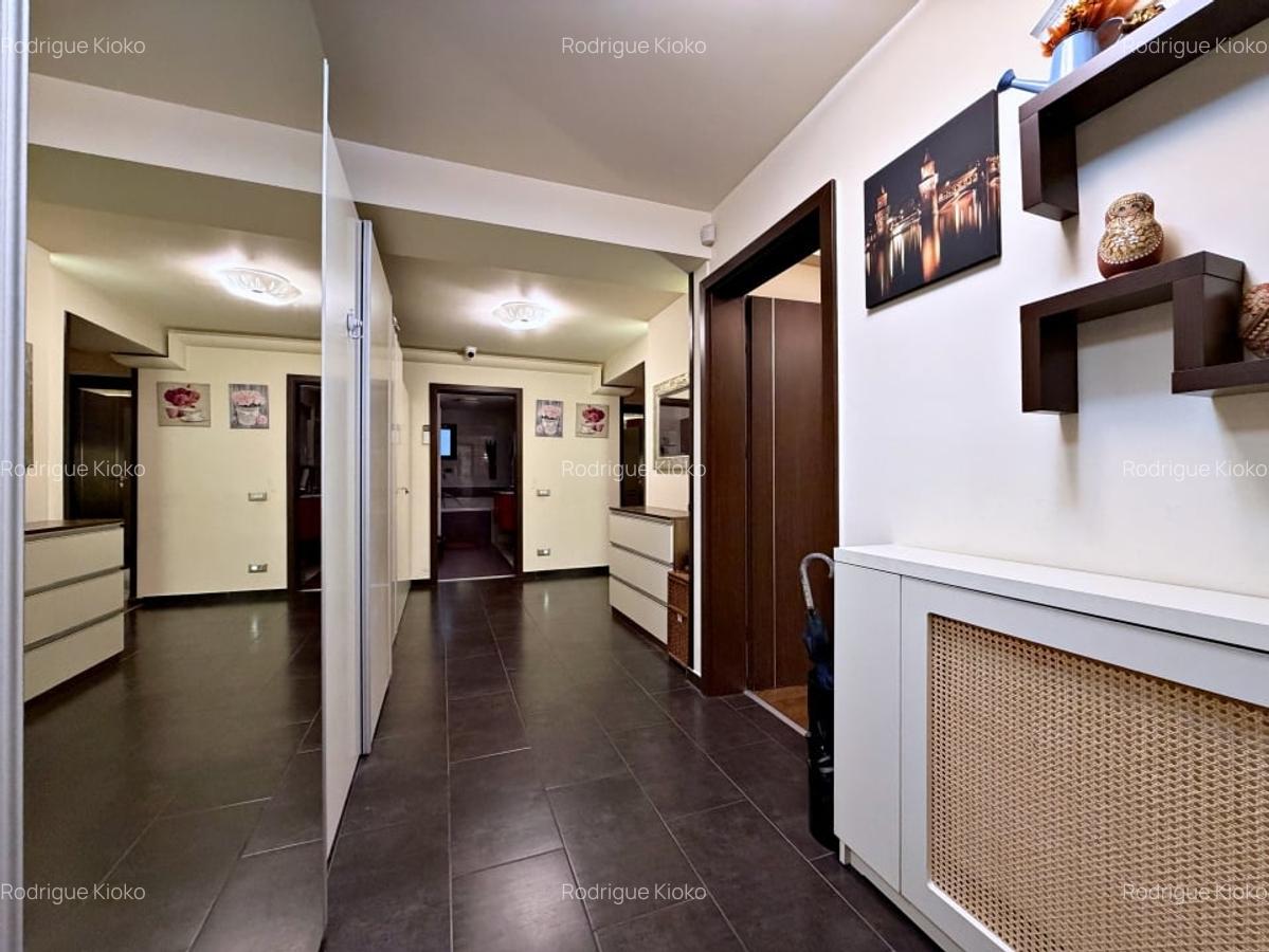 3 cam - 143 mp - Et.1/3 - 2 bai, 2 balcoane – Ghencea, An 2009 - 17