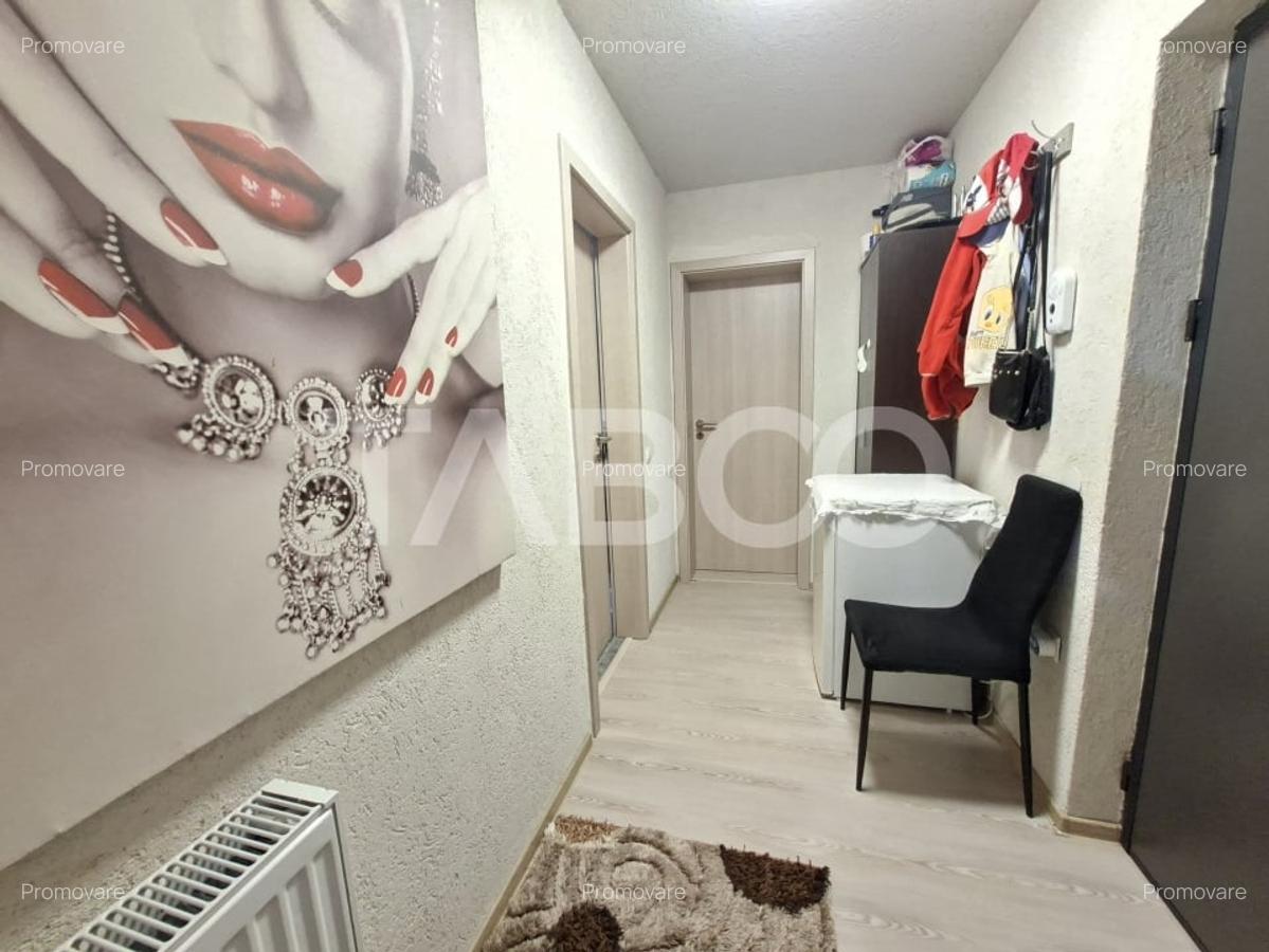 Apartament de vanzare 2 camere la etaj 1 + bloc cu gradina privata - 14