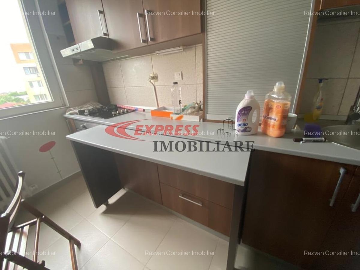 Titan, 1 Decembrie 1918, Jean Steriadi, Scoala 82 - 5