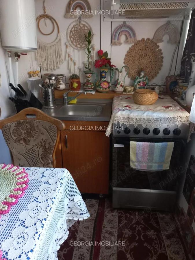 Vand apartament cu o camera , parter cu terasa, zona Crihala - 6