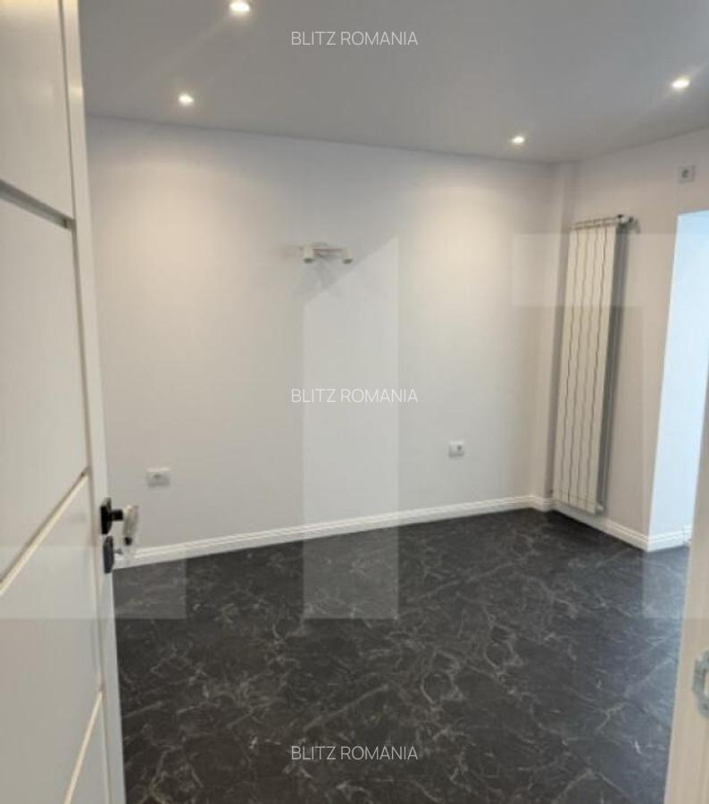 Apartament cu 3 camere, decomandat, 72 mp, zona Pia?a Mare - 15