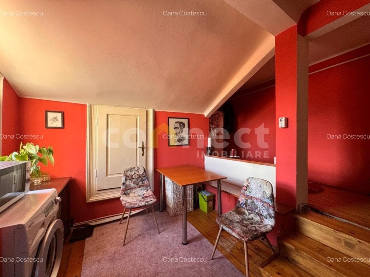 Apartament de vanzare  intr-o cladire istorica - o raritate in inima orasului - 2