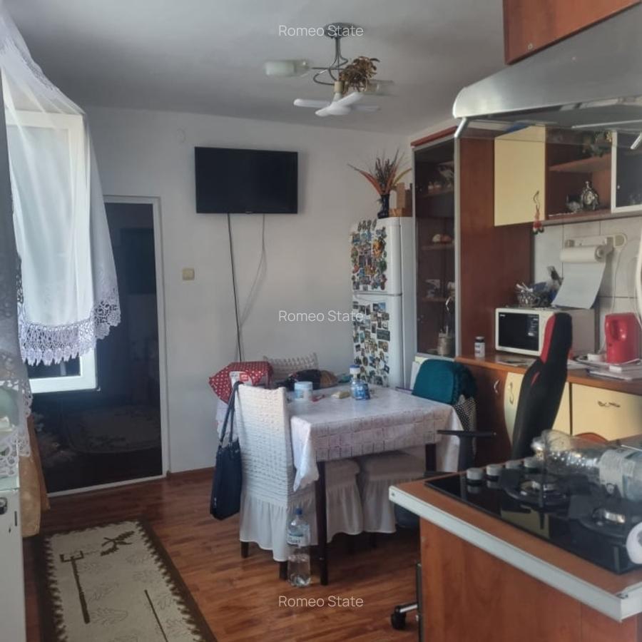 CASA DE VANZARE - 8