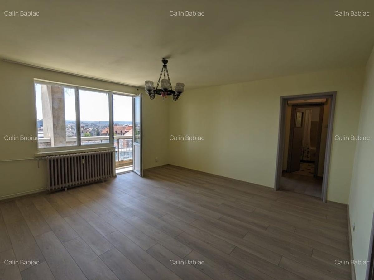 Apartament cu 3 camere semidecomandat în Central - 8