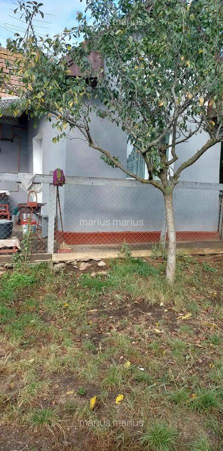 Se vinde casa ?i teren - 5