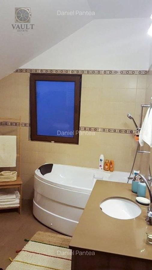 COD E4792 -  CASA 4 CAMERE - PARADISUL VERDE - APROAPE DE LAC - 9