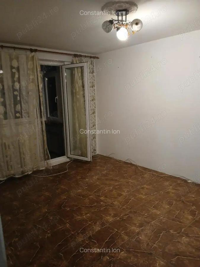 Vind apartament 2 camere Luica Giurgiului ,etaj 5din 10 - 5