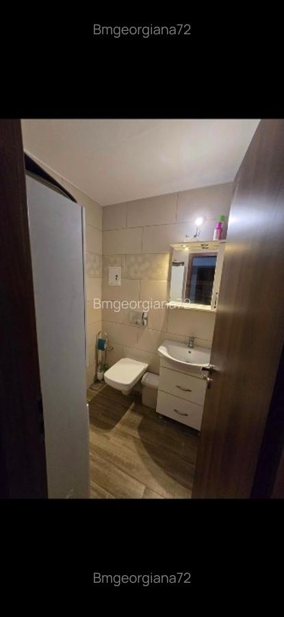 Proprietar închiriez apartament 3 camere parc Bucovina/Bld.Cetății - 6
