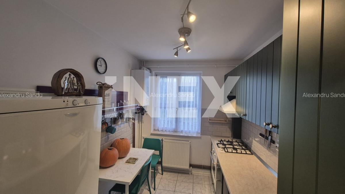 Apartament 3 camere, etaj 2, zona Craiovei - Pitesti - 2