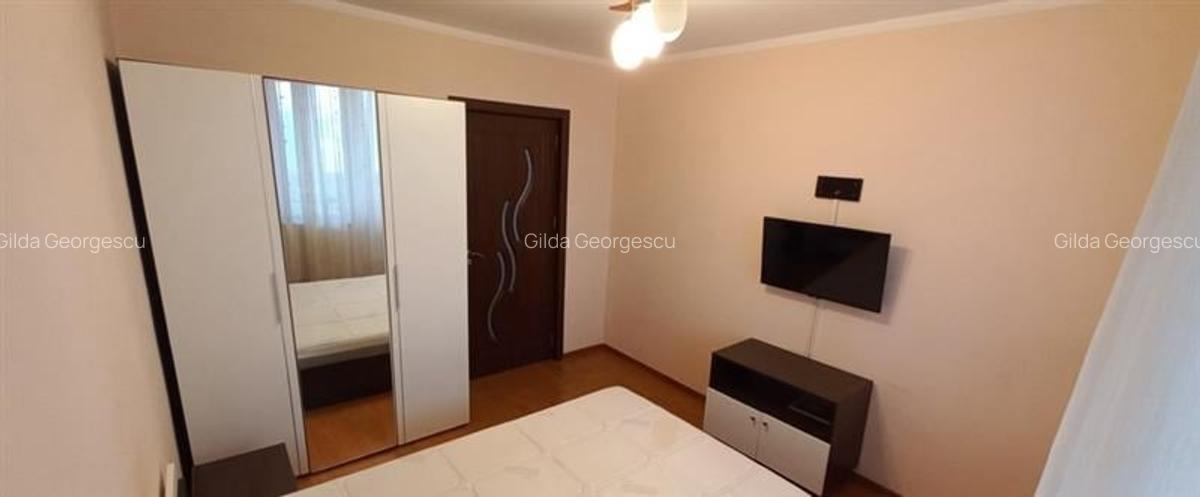 Apartament cu 3 camere decomandat în Gemenii - 6