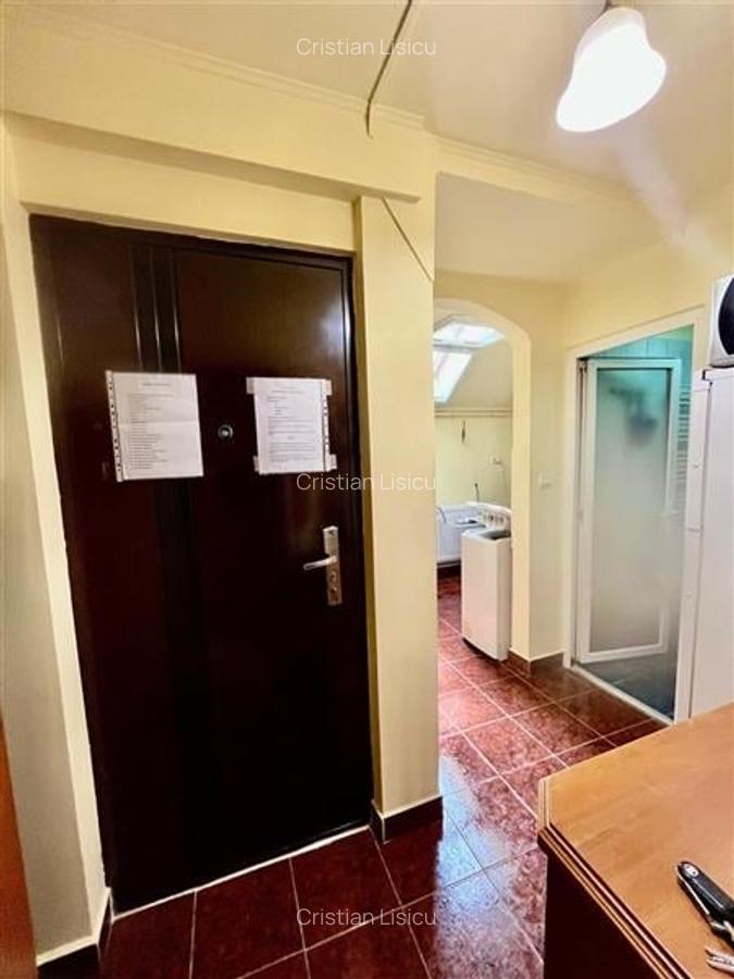 Apartament 1 camera la mansarda cu centrala proprie zona Soarelui - 9