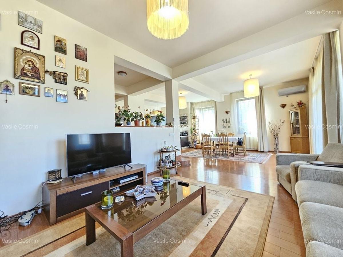 Vila individuala in Pipera cu 700mp curte libera| Constructie 2009 - 8