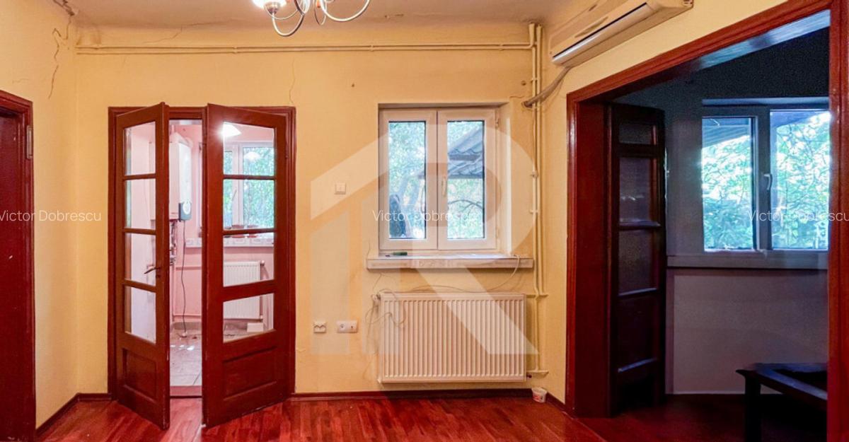 DE VANZARE CASA + TEREN in Dobroestiul (Vechi) - 1