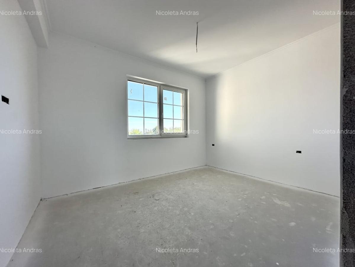 COMISION 0% Duplex 5 camere, despartit prin camera tehnica - Giarmata - 2