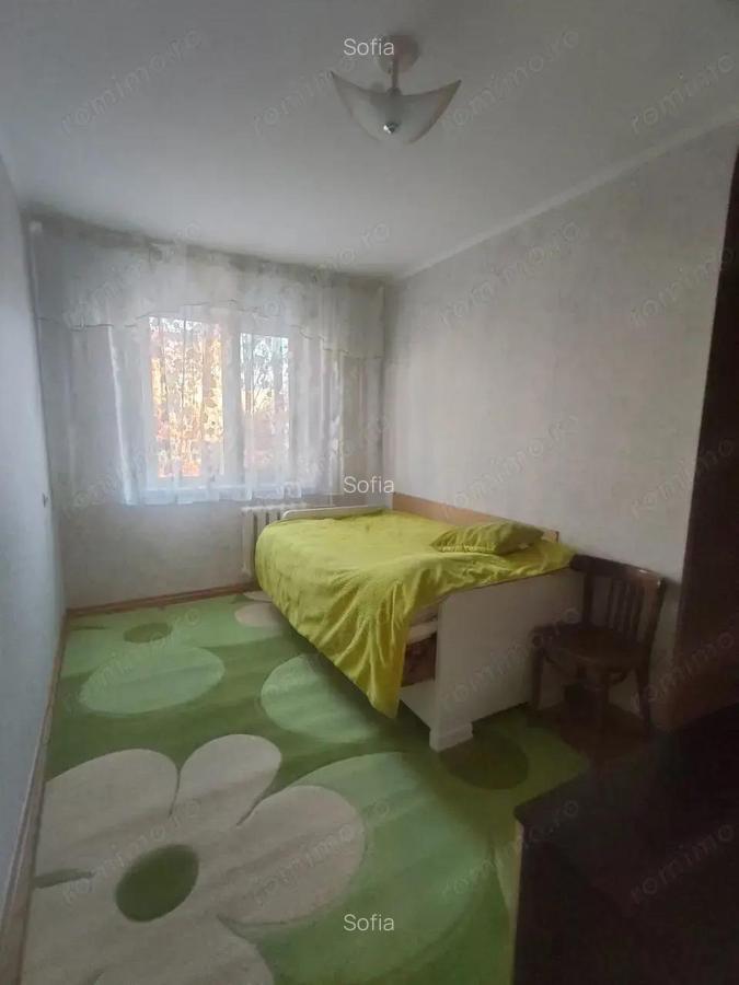 Apartament cu doua camere in zona Sagului - 1