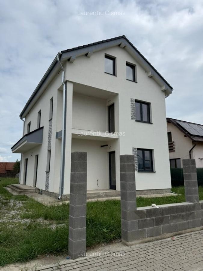 Casa individuala - 4 camere - Teren 521 mp - 2