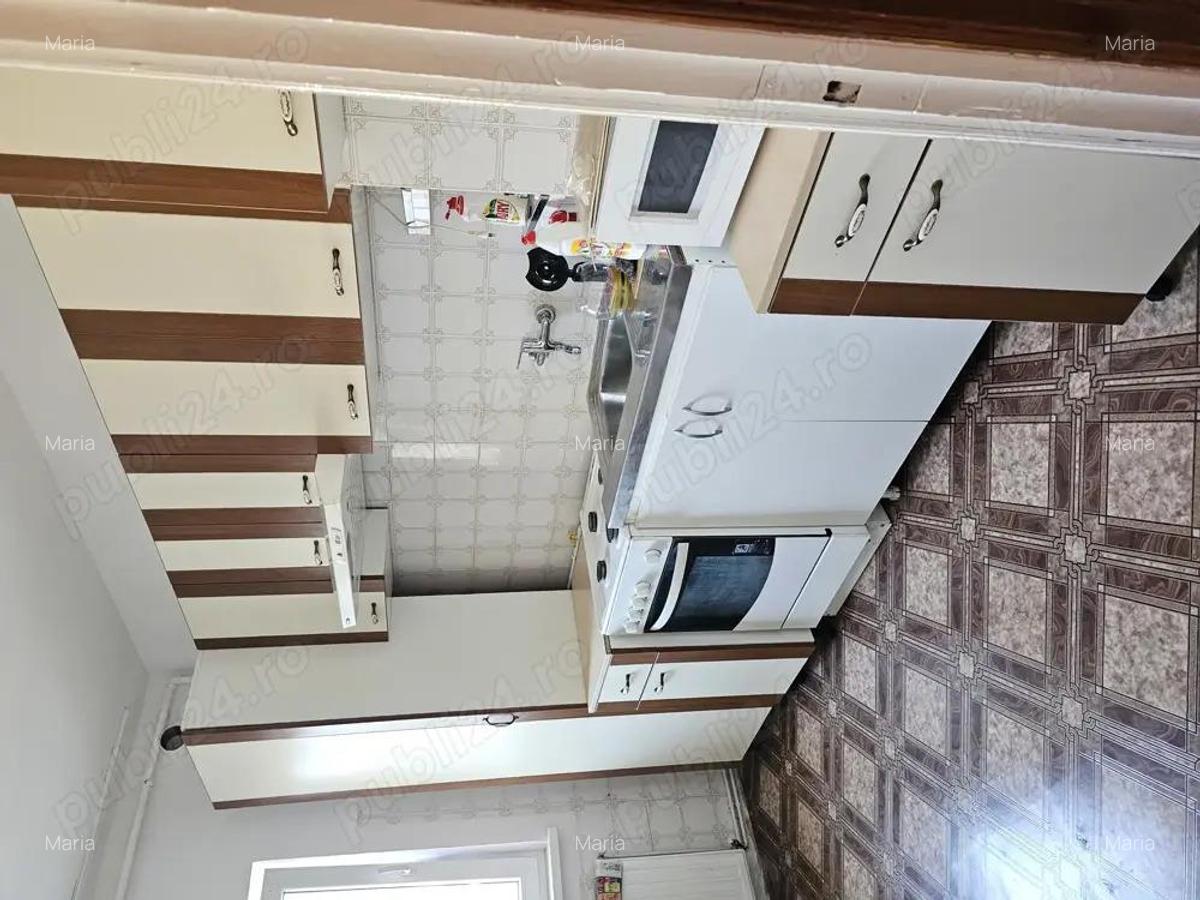 Apartament de vanzare - 4