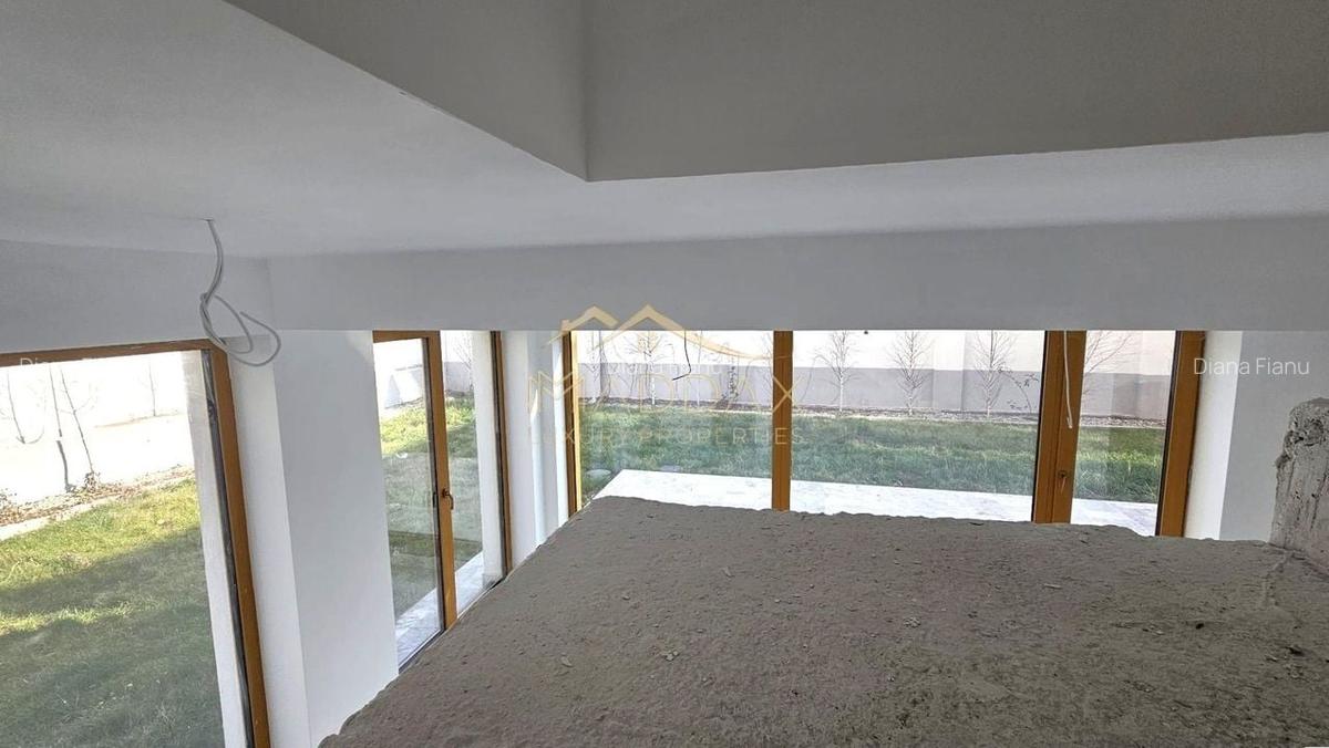 Apartament de vanzare 3 camere tip Duplex***Curte 110mp***Piata Domenii - 16