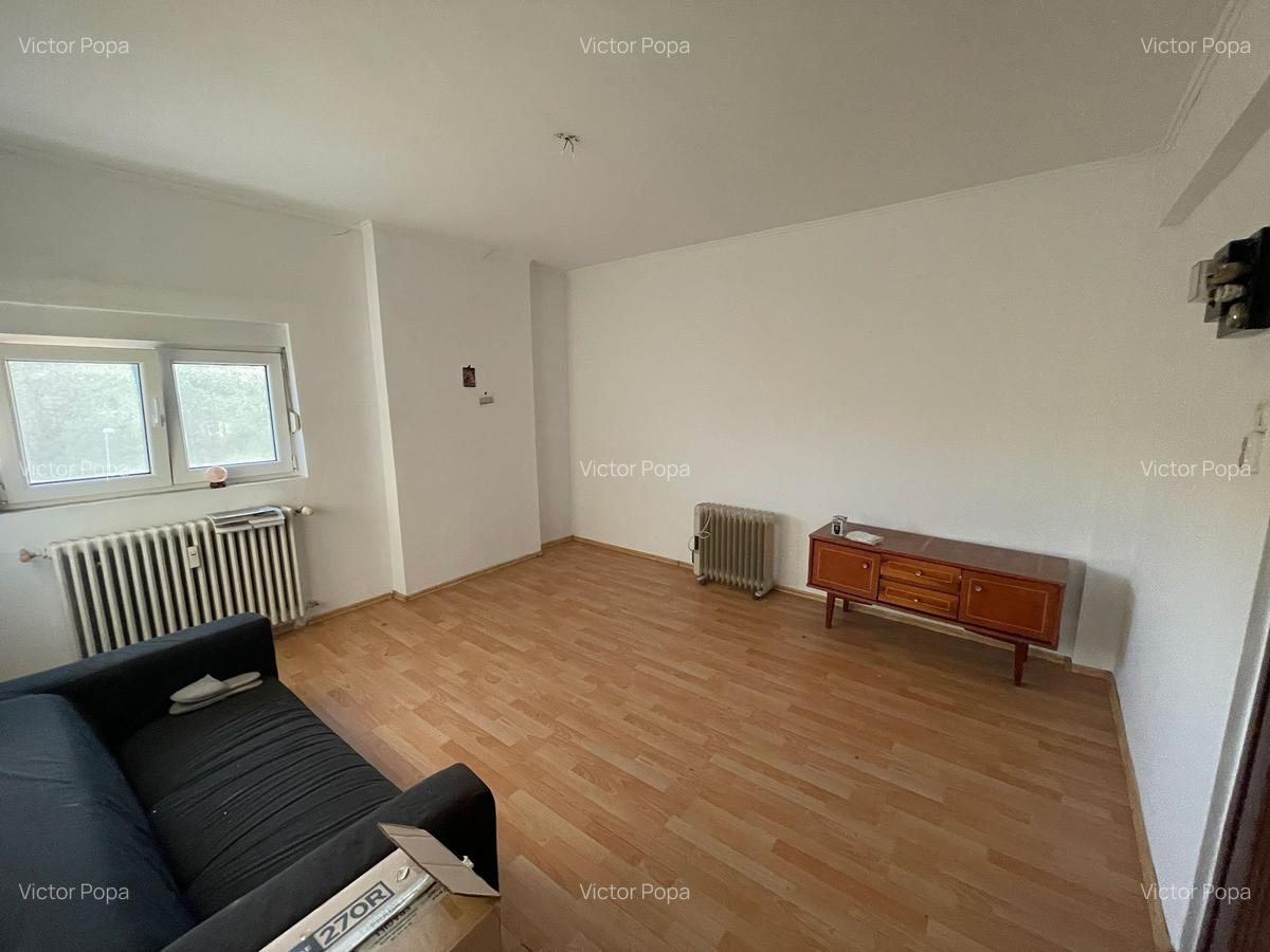5 camere mansarda vis-a-vis de Palatul Cotroceni - 1