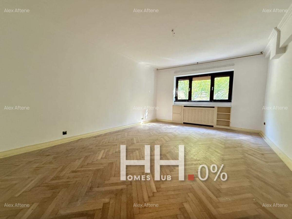 Garsonieră decomandată în Primăverii - 1