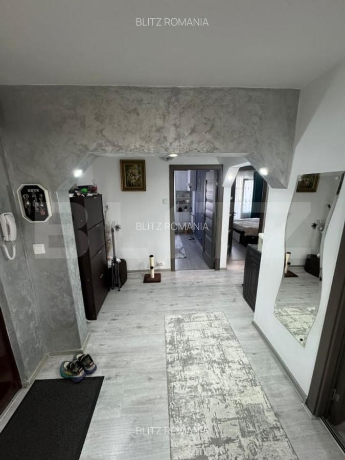 Apartament cu 3 camere, decomandat, etaj 1/4 - Ștefan cel Mare - 3