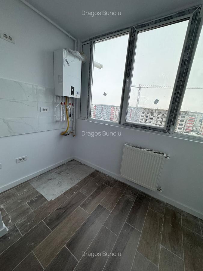 Apartament cu 2 camere decomandat în Apărătorii Patriei - 2