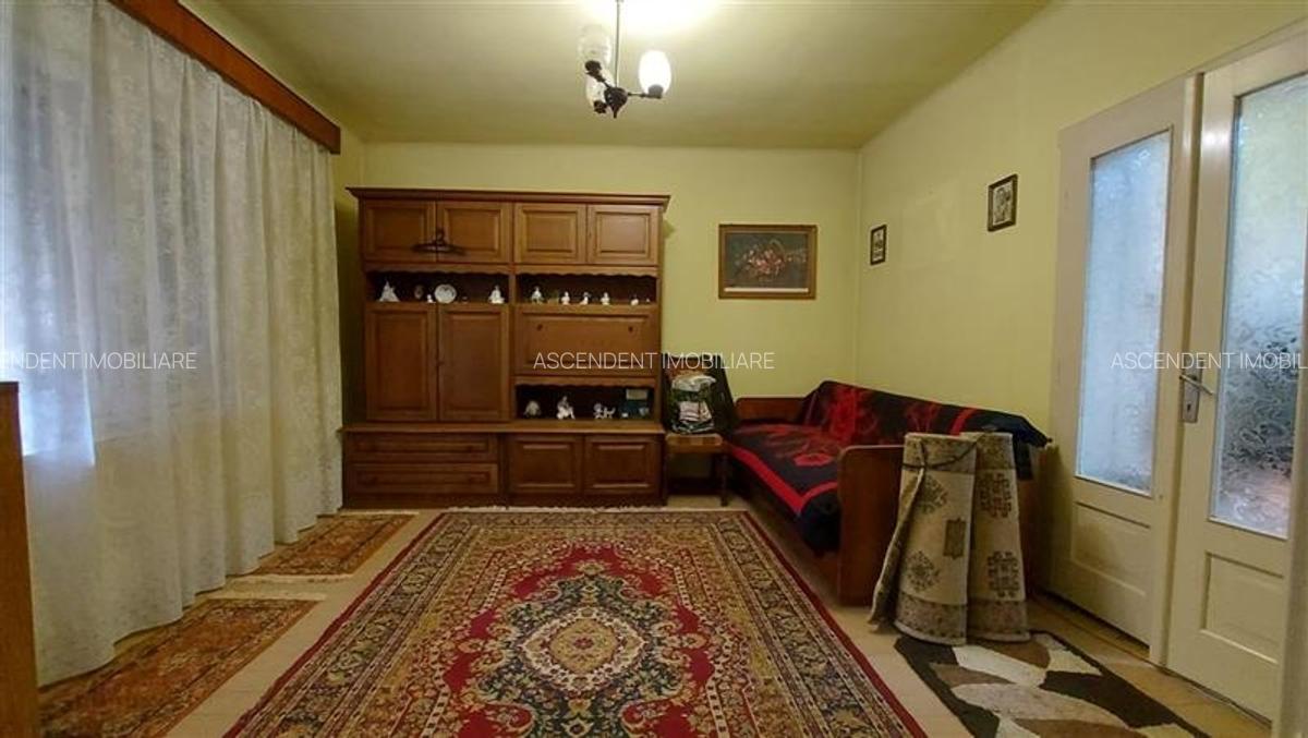 Casa cu 2 camere, 70 mp, teren 385 mp, zona pod Unirii, Targu Mures - 4
