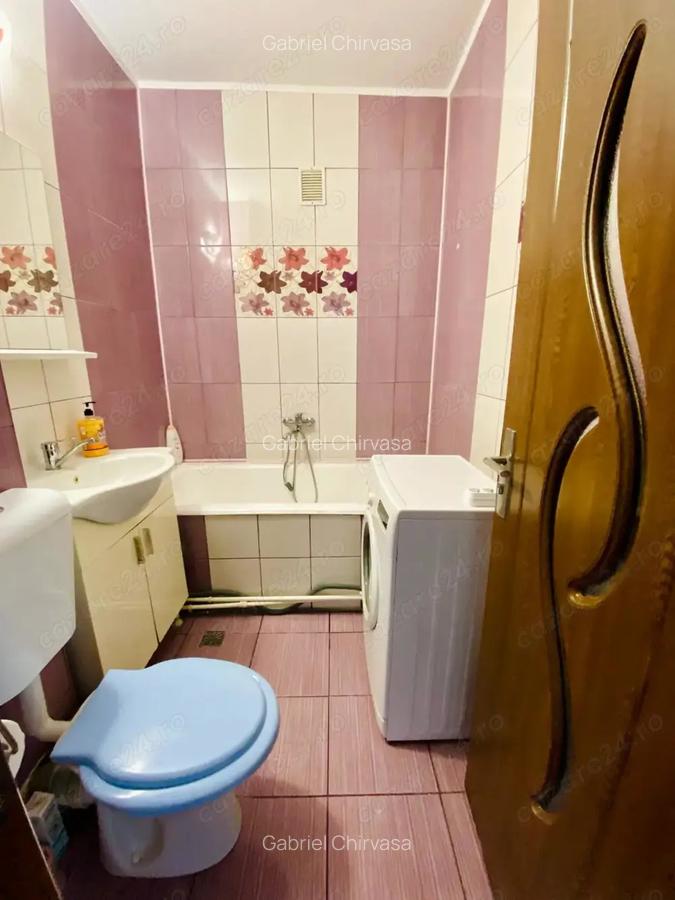 Apartament in centru orasului foarte bun pentru investitie sau locuit - 2 Apartament in centru orasului foarte bun pentru investitie sau locuit - 2