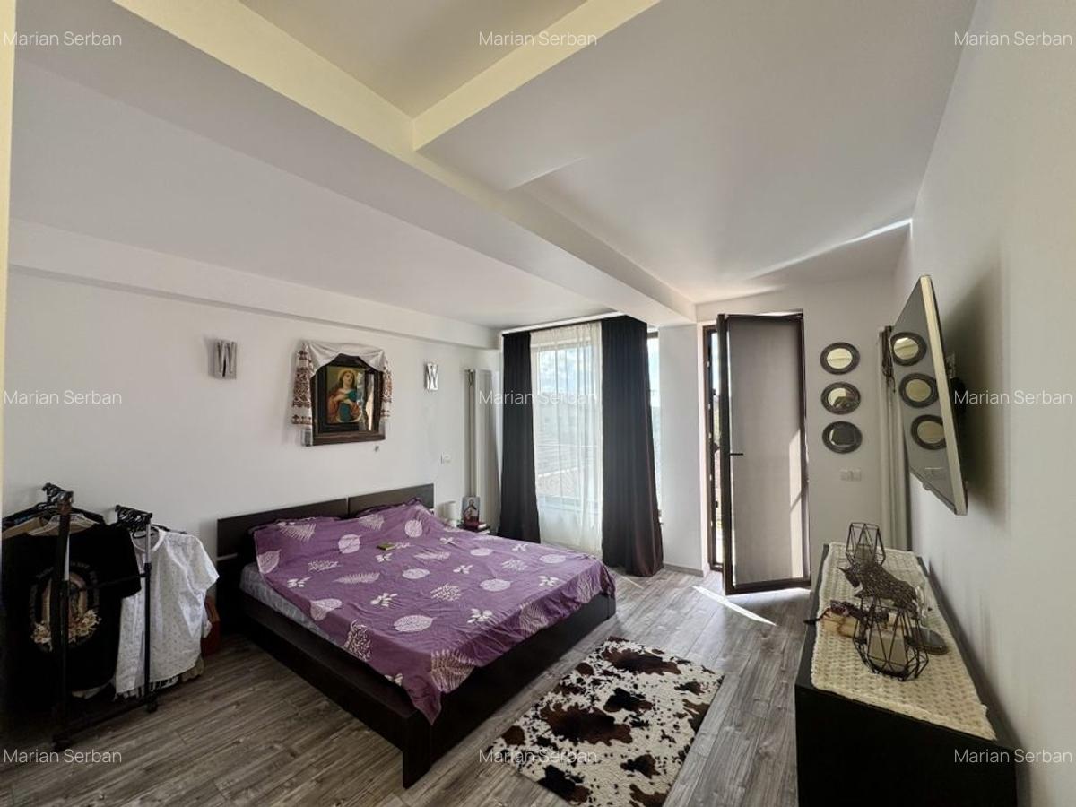 Berceni - VILĂ UNICAT, spațioasă, curte 1.000 mp, la 7 min metrou - 17