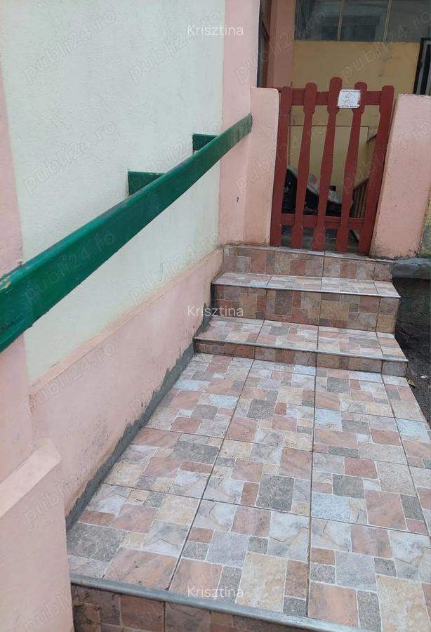 Vanzare casa ultracentral - 3