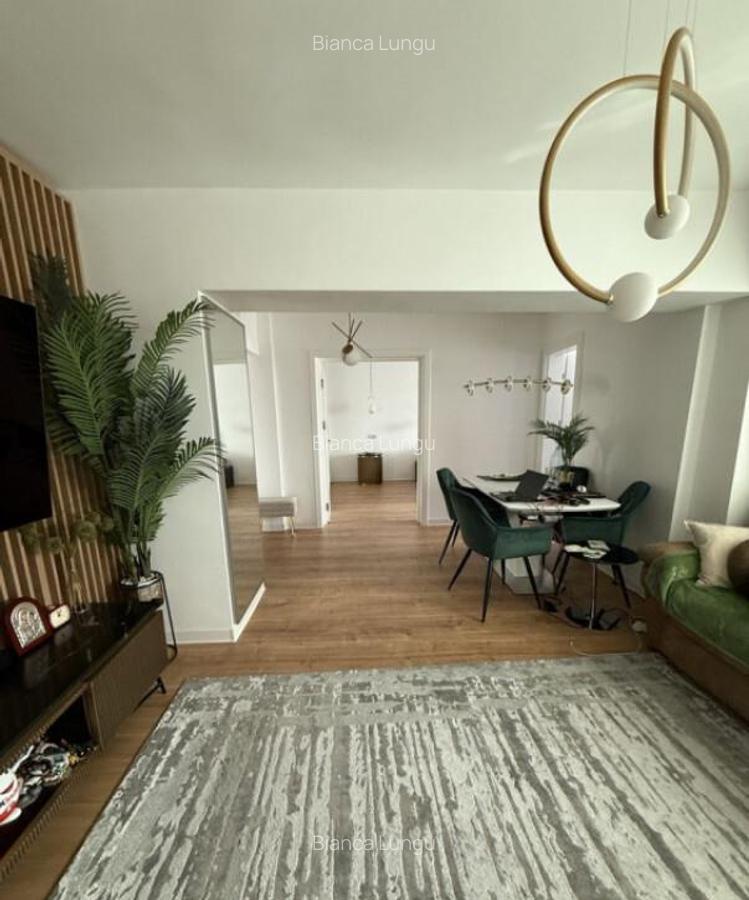 Apartament de 3 camere ( Complet Renovat )-Unirii - 4