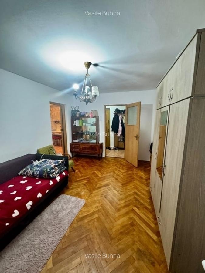 PODU ROS - PIATA NICOLINA - 2 CAMERE DECOMANDAT - ETAJ INTERMEDIAR - INVESTITIE! - 1