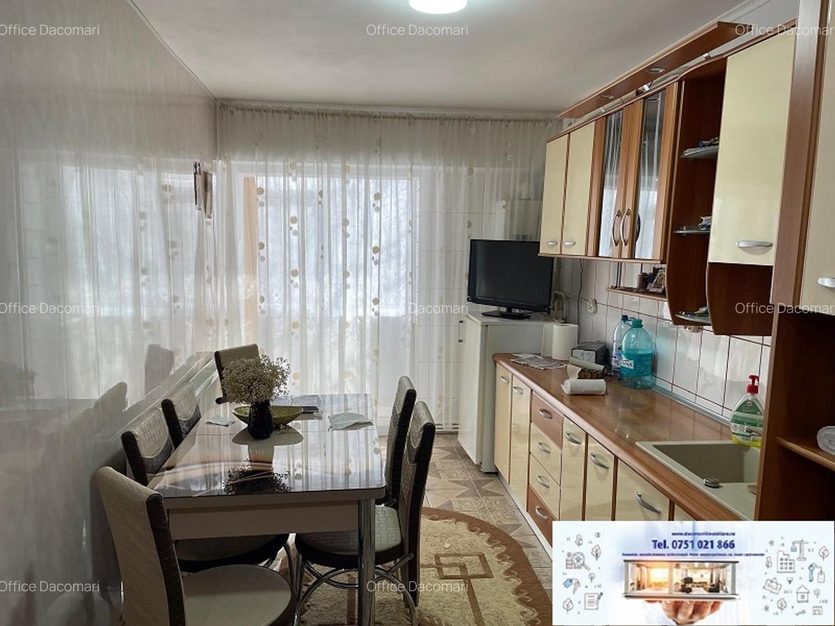Apartament de vanzare, 3 camere, parter, zona Garii - 1