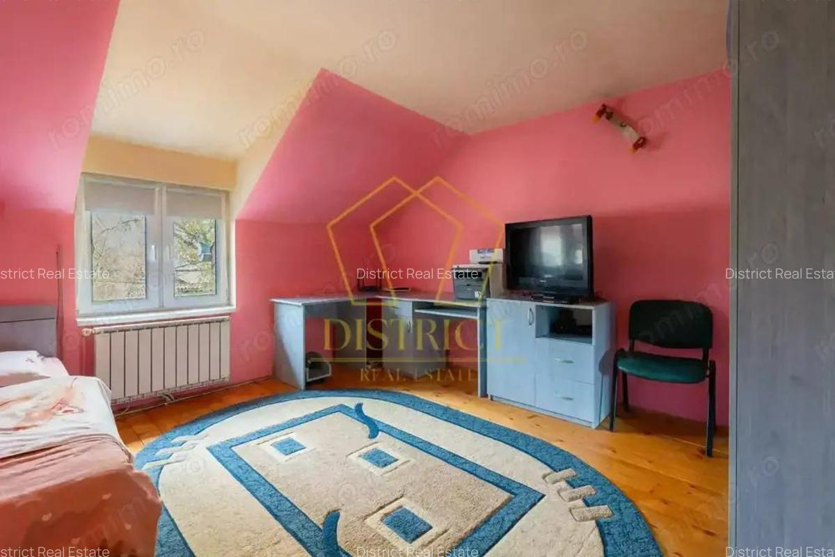 Casa individuala cu 4 camere, garaj si anexe | Girocului - 12