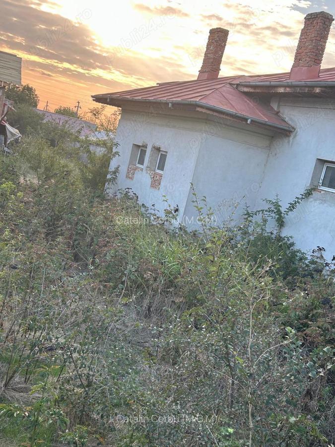 Casa de vanzare(camin cultural Budesti) - 10