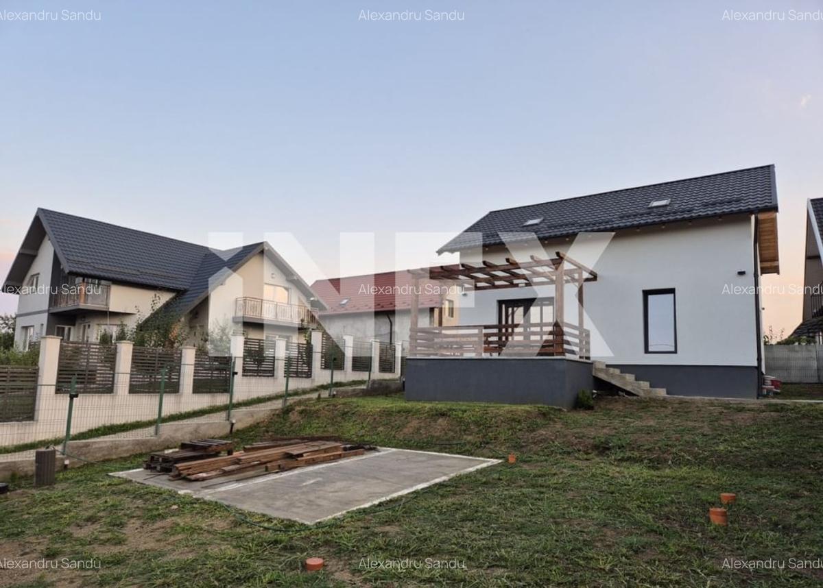 Casa 4 camere, beci si terasa, 128 mp, teren 359 mp - Pitesti - 1 Casa 4 camere, beci si terasa, 128 mp, teren 359 mp - Pitesti - 1