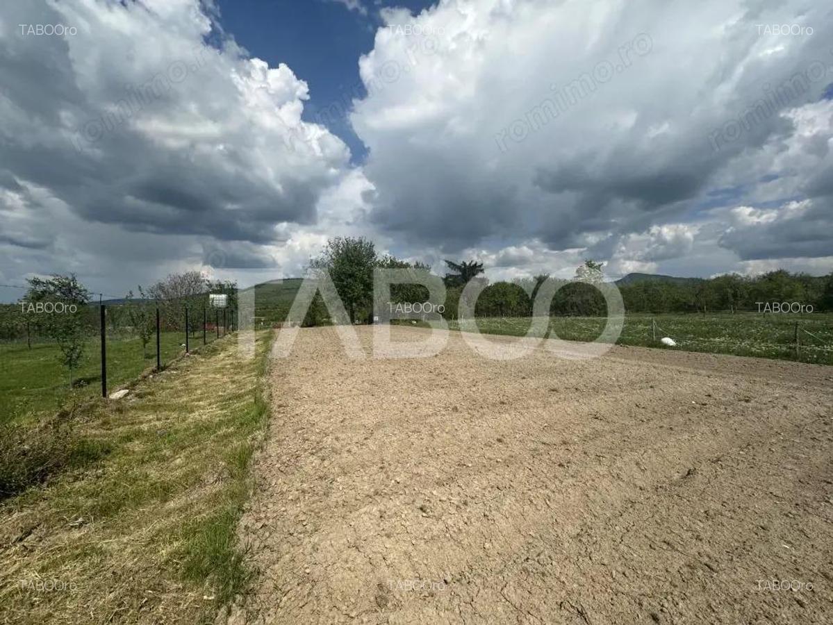 Casa de vanzare 2 camere 43 mpu teren liber 974 mp Venetia de Sus - 6