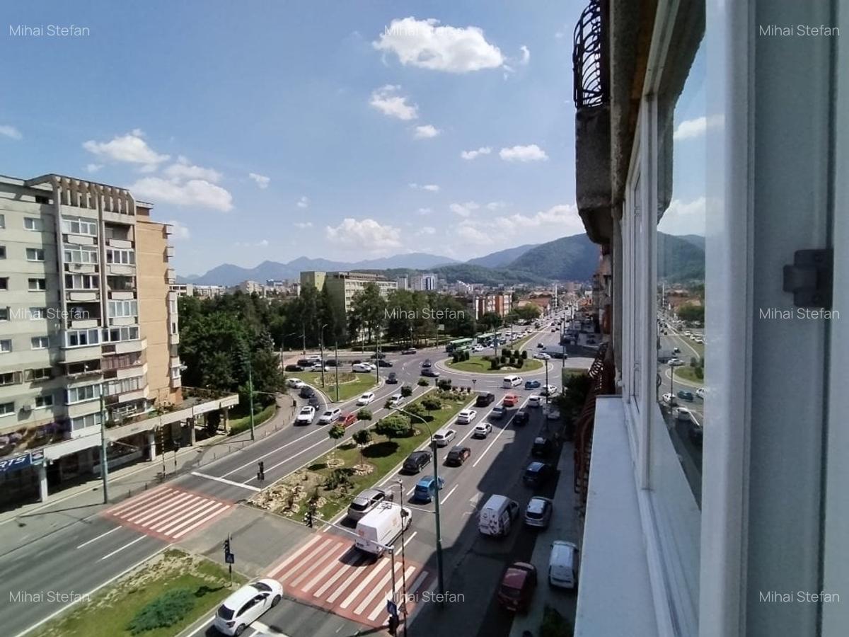 Apartament cu 3 camere decomandat în Aurel Vlaicu - 1
