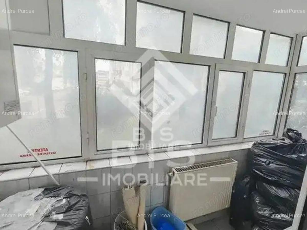 Apartament 3 camere - parter - pretabil ca si spatiu comercial - 11