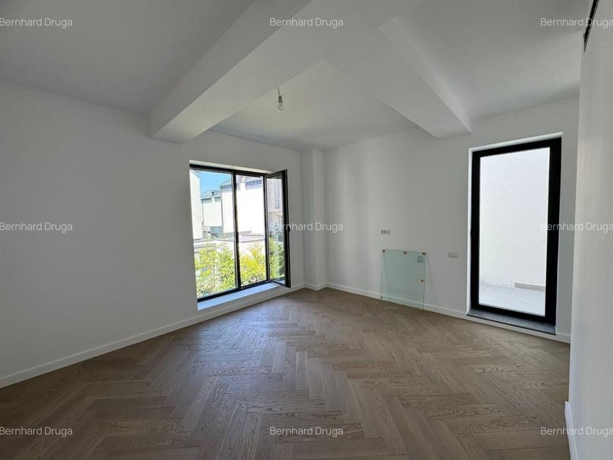 Vila ultrafinisată din Pipera - Iancu Nicolae: Design modern, confort premium - 12