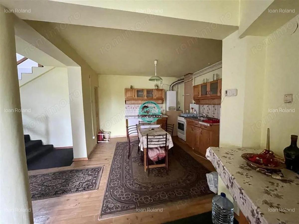 Casa de vanzare cu sup 308 mp, 254 mp teren, in 7 Noiembrie str. Pacii - 5