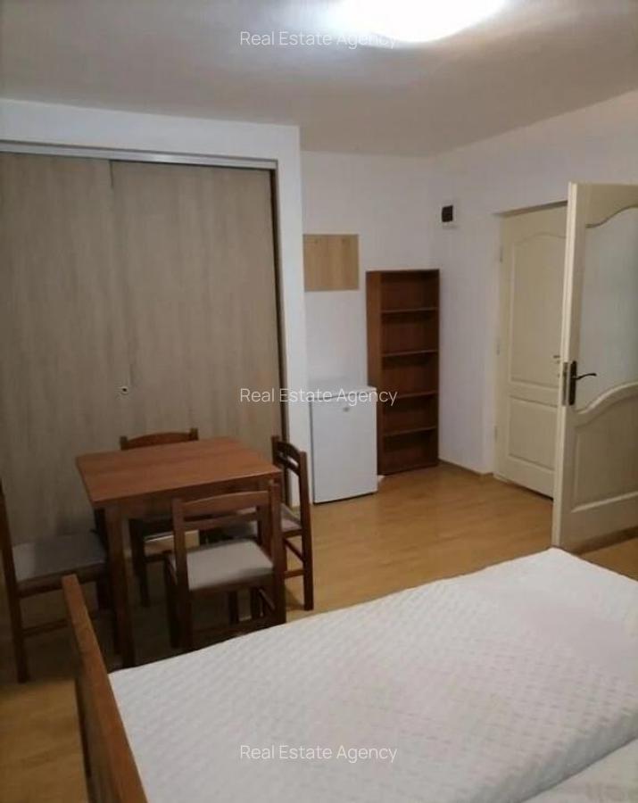 1 camera in zona Balcescu - 2
