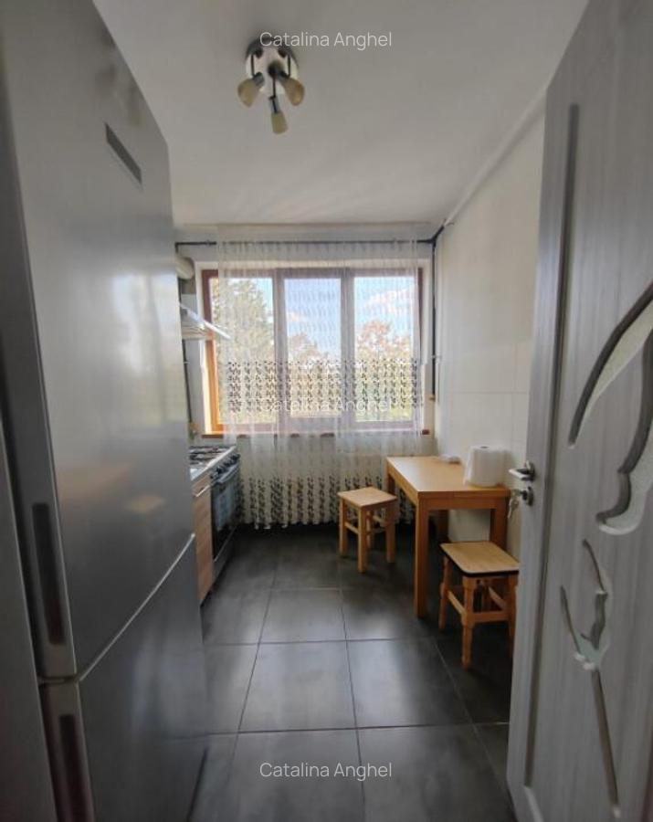 Apartament 3 camere, etajul 3/9, zona Nord- Spitalul Judetea - 4