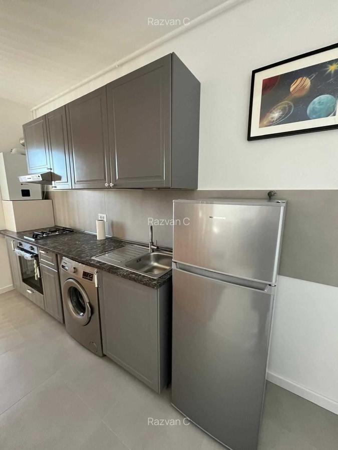 TITAN -  4 min. statia de metrou Costin Georgian - Garsoniera BLOC NOU - 5