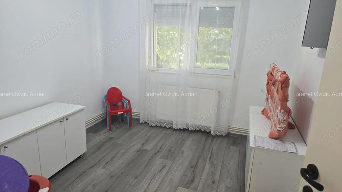 Vand apartament 3 camere decomandat in Deva, Saturn (Politia Municipiului), parter inalt, mobilat - 6